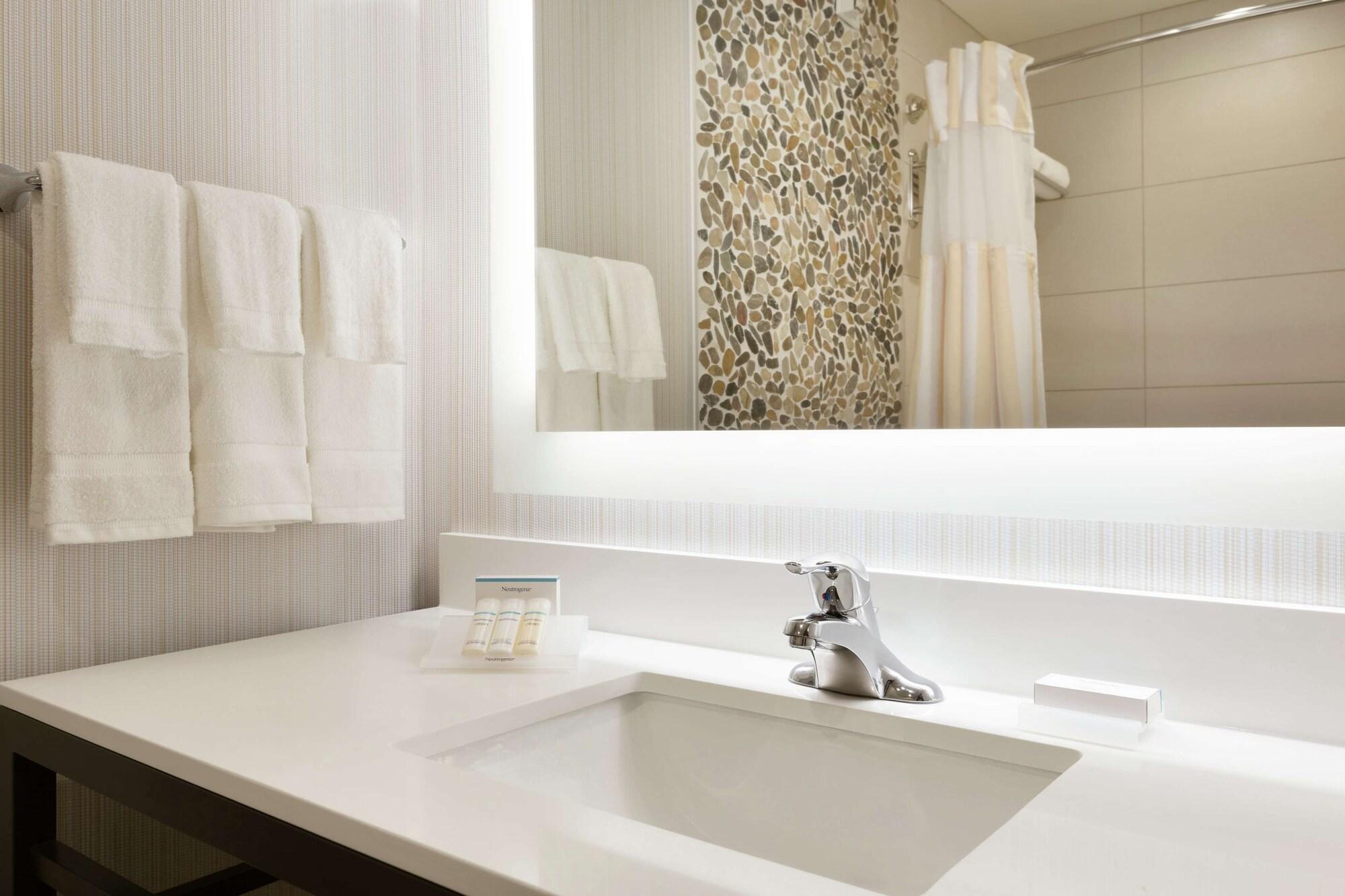 Hilton Garden Inn Pittsburgh Airport South-Robinson Mall Robinson Township Extérieur photo