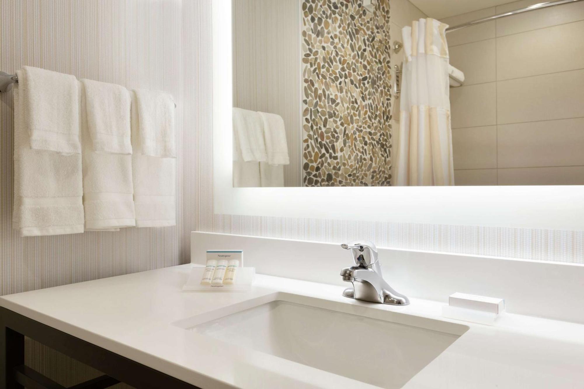 Hilton Garden Inn Pittsburgh Airport South-Robinson Mall Robinson Township Extérieur photo